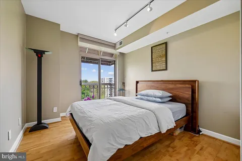 $1,200,000 | 5000 Battery Lane, Unit 1003, Bethesda, MD 20814