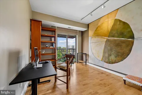 $1,200,000 | 5000 Battery Lane, Unit 1003, Bethesda, MD 20814
