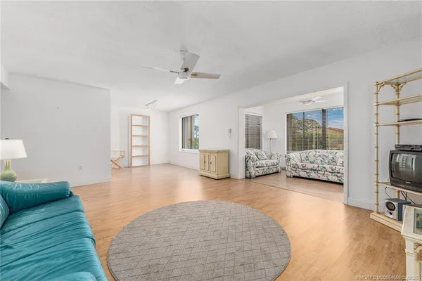 $1,675 | 5393 Southeast Miles Grant Road, Unit 207, Stuart, FL 34997
