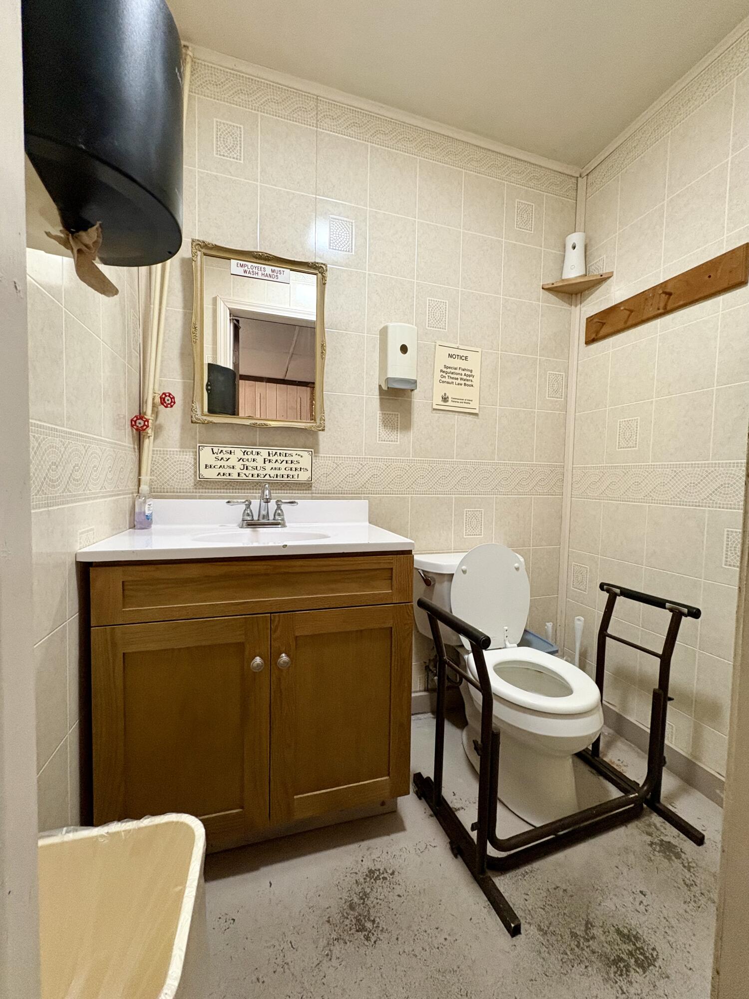 340 Main Road Passadumkeag, ME 04475 - Photo 11 of 93 IMG_6285