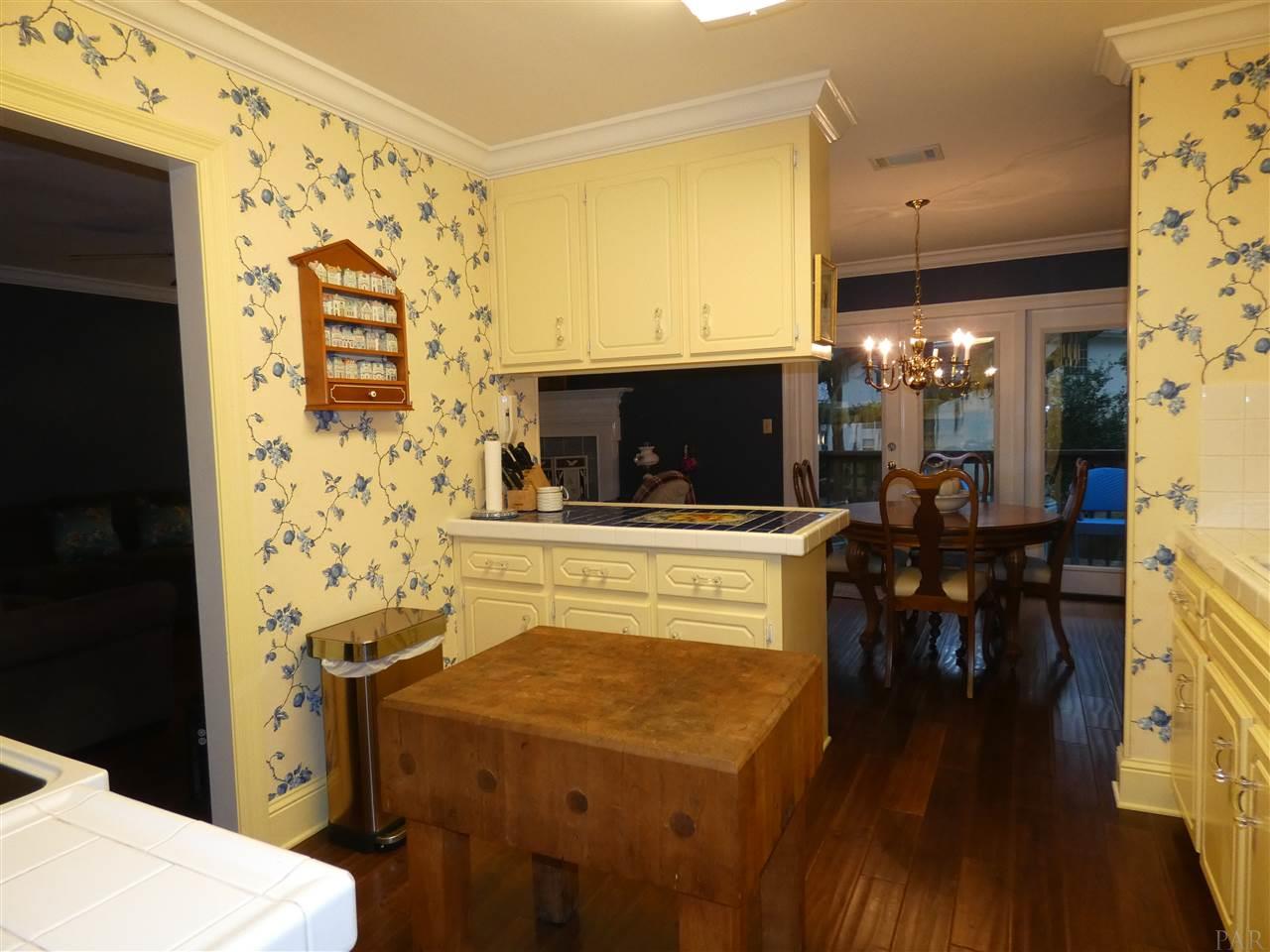 4831 East Olive Road, Unit 2D Pensacola, FL 32514 - Photo 11 of 29