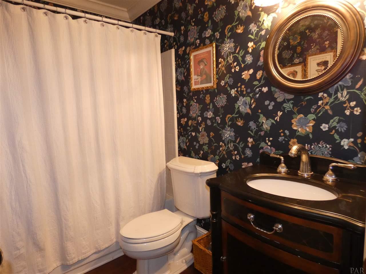 4831 East Olive Road, Unit 2D Pensacola, FL 32514 - Photo 14 of 29