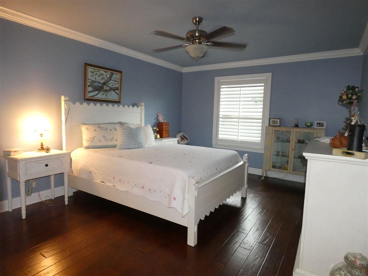 4831 East Olive Road, Unit 2D Pensacola, FL 32514 - Photo 16 of 29