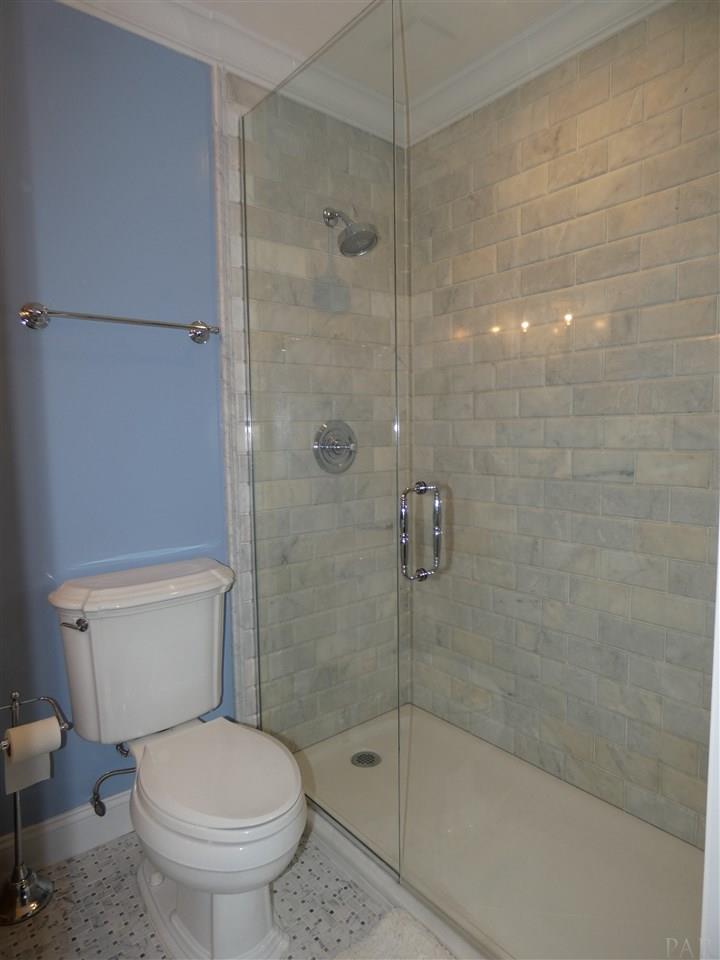 4831 East Olive Road, Unit 2D Pensacola, FL 32514 - Photo 19 of 29