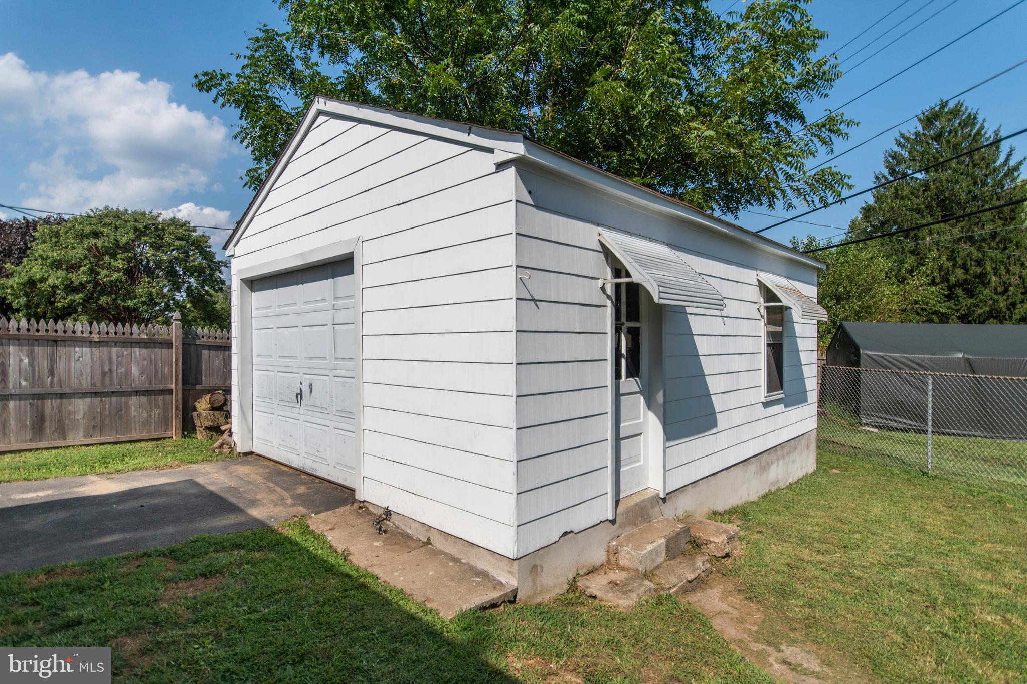 208 Cardiff Road Fairless Hills, PA 19030 - Photo 22 of 26 Detached Garage