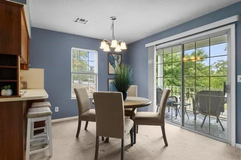 $165,000 | 11300 Oak Street, Unit 3, Kansas City, MO 64114