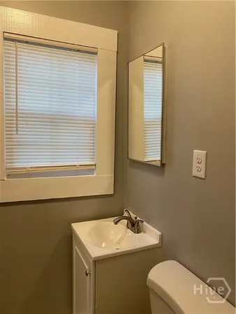 $1,150 | 1418 East 42nd Street, Unit 1, Savannah, GA 31404