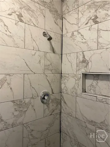 $1,250 | 1418 East 42nd Street, Unit 1, Savannah, GA 31404