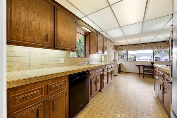 $1,495,000 | 633 Groton Drive, Burbank, CA 91504
