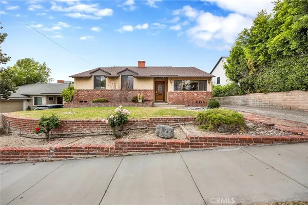 $1,495,000 | 633 Groton Drive, Burbank, CA 91504
