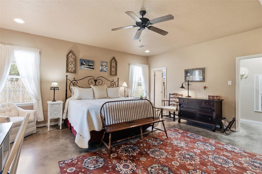 5770 West Highway 199 Springtown, TX 76082 - Photo 14 of 40