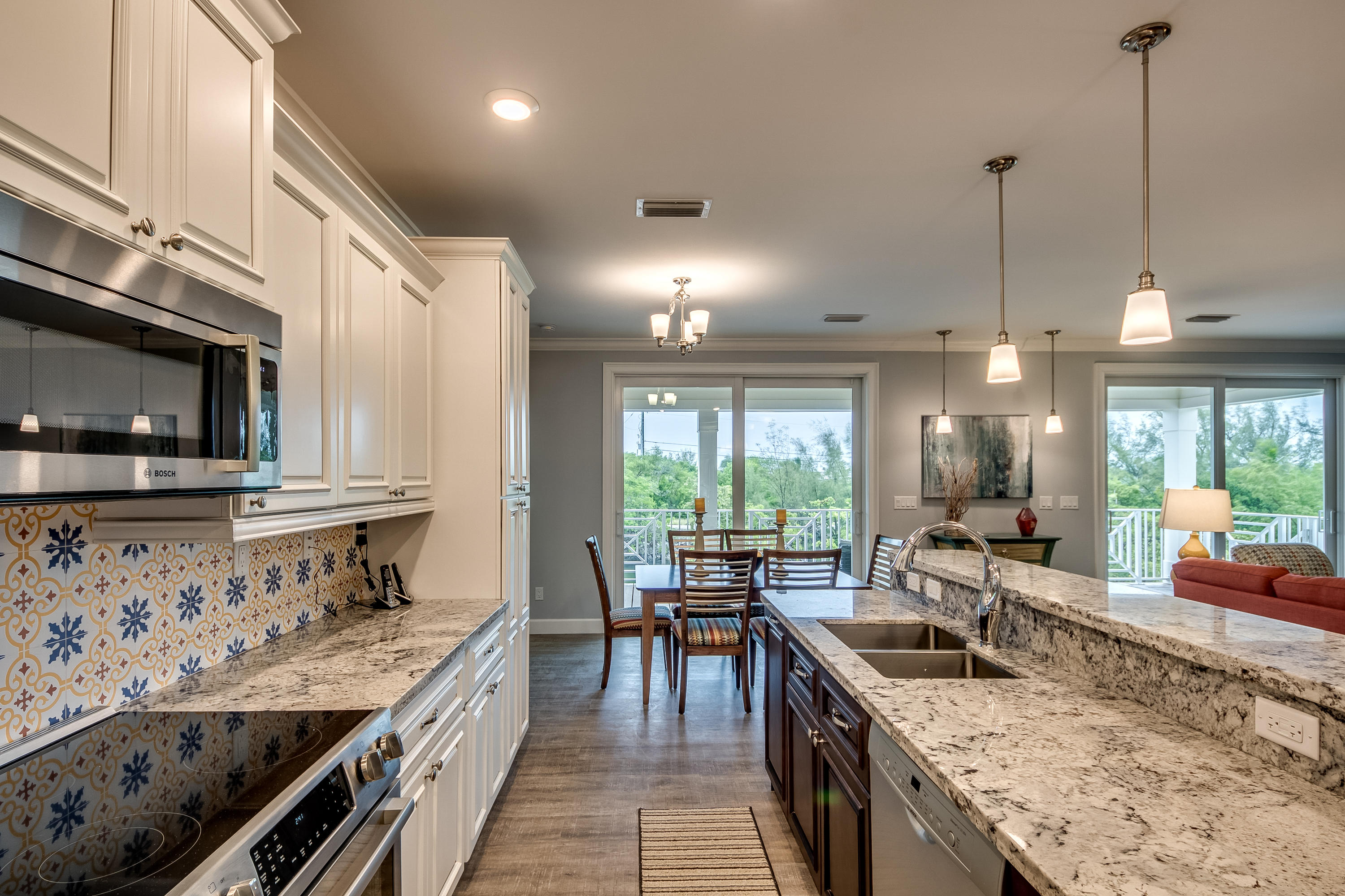255 Sombrero Beach Road Marathon, FL 33050 - Photo 23 of 62 Kitchen_8
