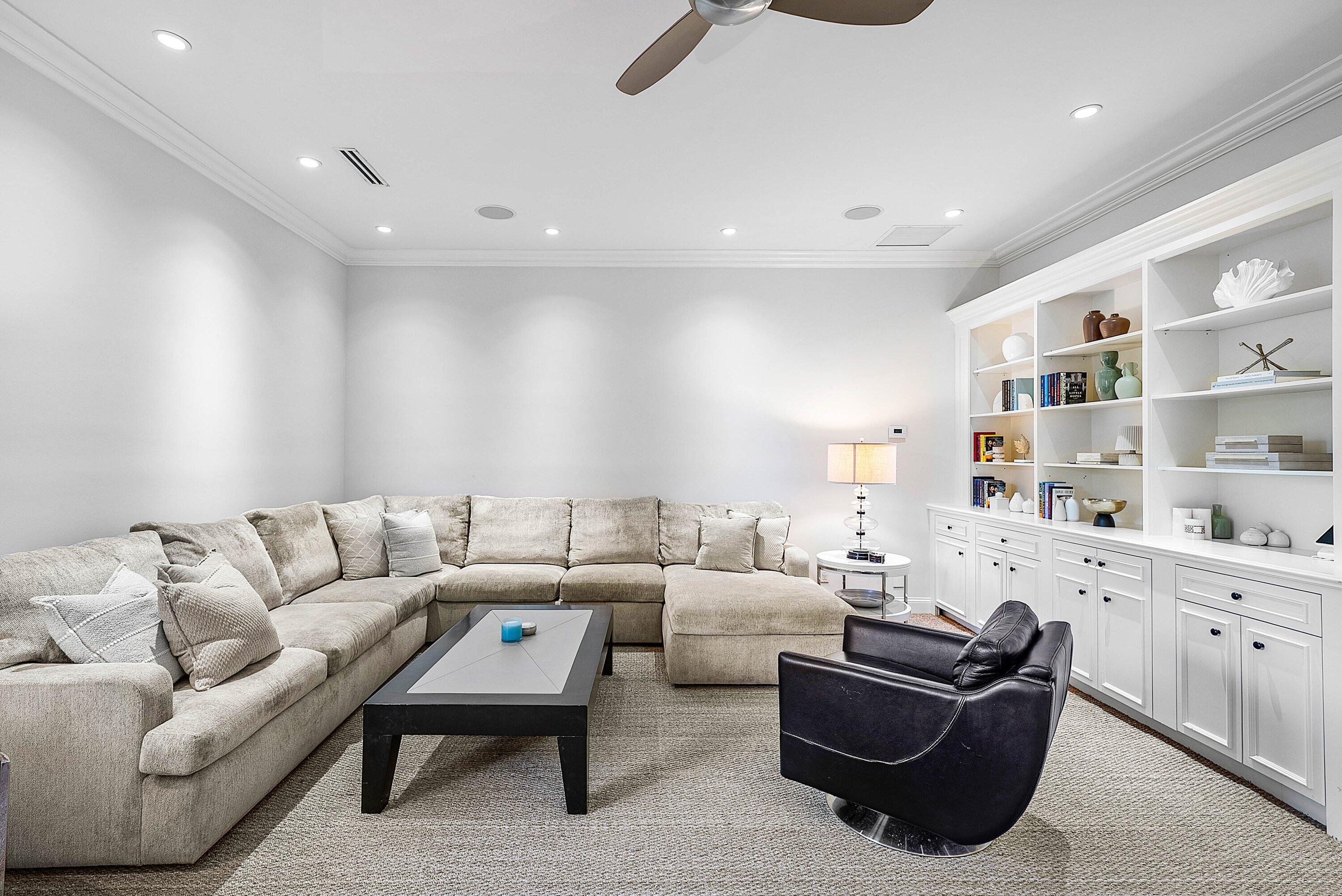 1620 Lands End Road Manalapan, FL 33462 - Photo 28 of 34 a living room with furniture