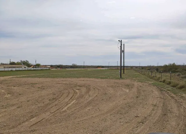 $565,000 | 2991 Highway 83, Roma, TX 78584