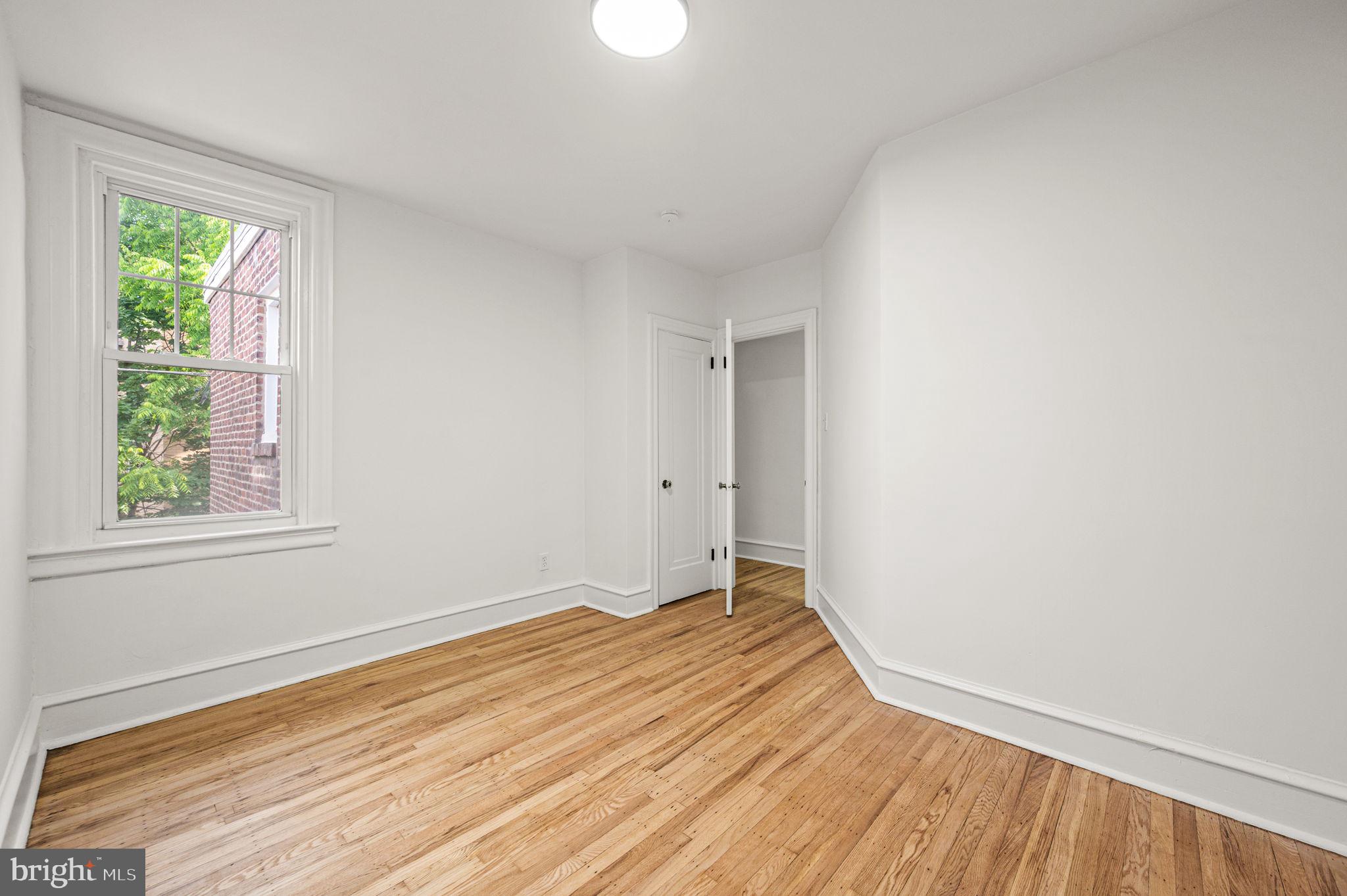4428 Sherwood Road Philadelphia, PA 19131 - Photo 15 of 19