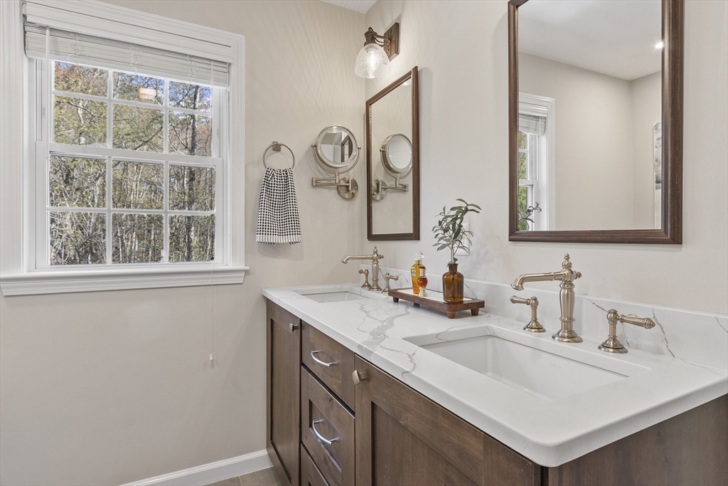 105 Dudley Road, Unit 105 Berlin, MA 01503 - Photo 18 of 34
