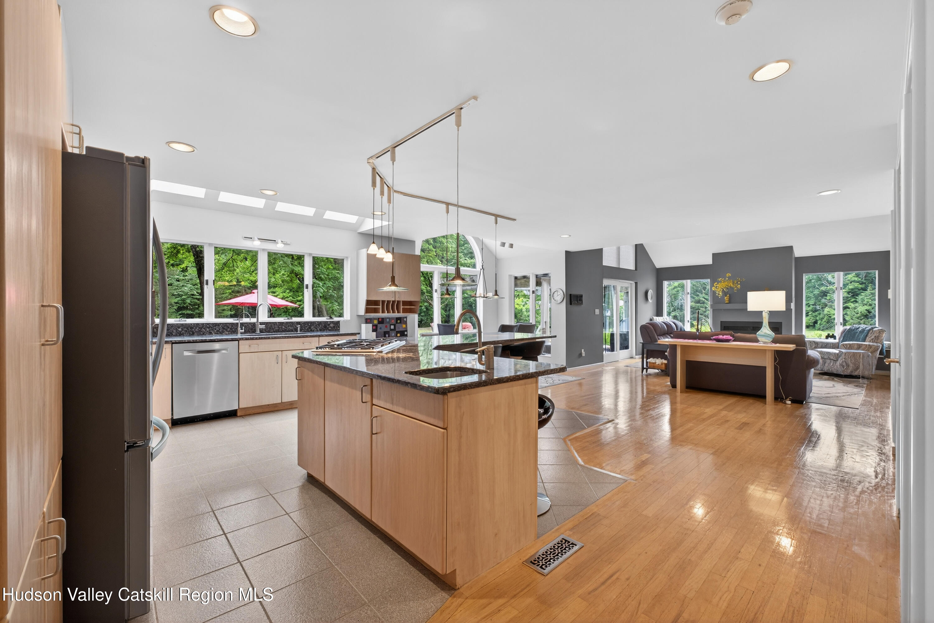 109 Sleight-Plass Road Poughkeepsie, NY 12603 - Photo 10 of 50 014-HTV1006