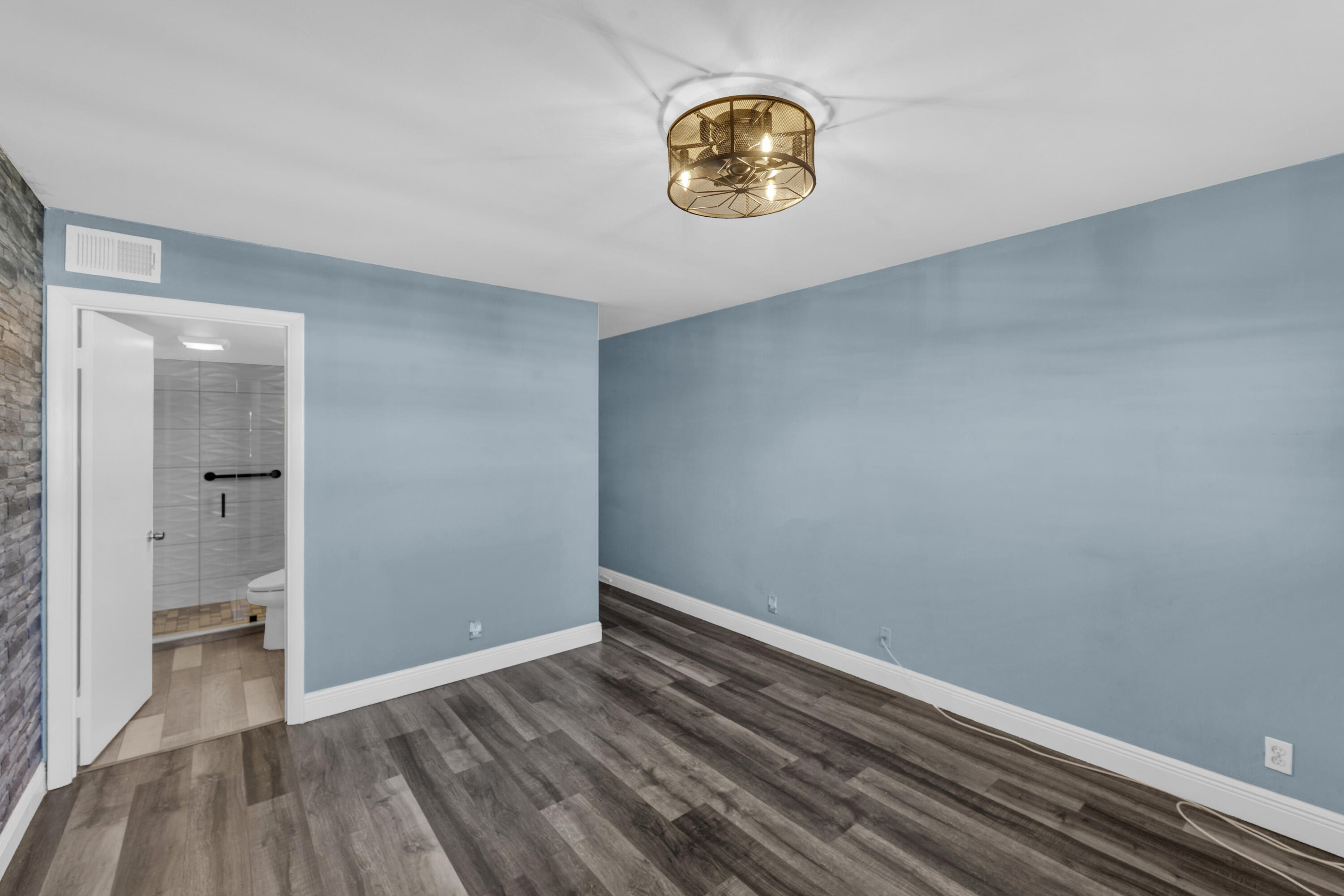 1901 Woolbright Road, Unit A203 Boynton Beach, FL 33426 - Photo 17 of 32 MASTER BEDROOM TO MASTER BATHROOM