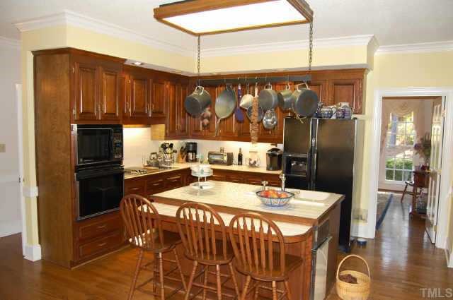8648 King's Arms Way Raleigh, NC 27615 - Photo 3 of 12 Gallery Image 3