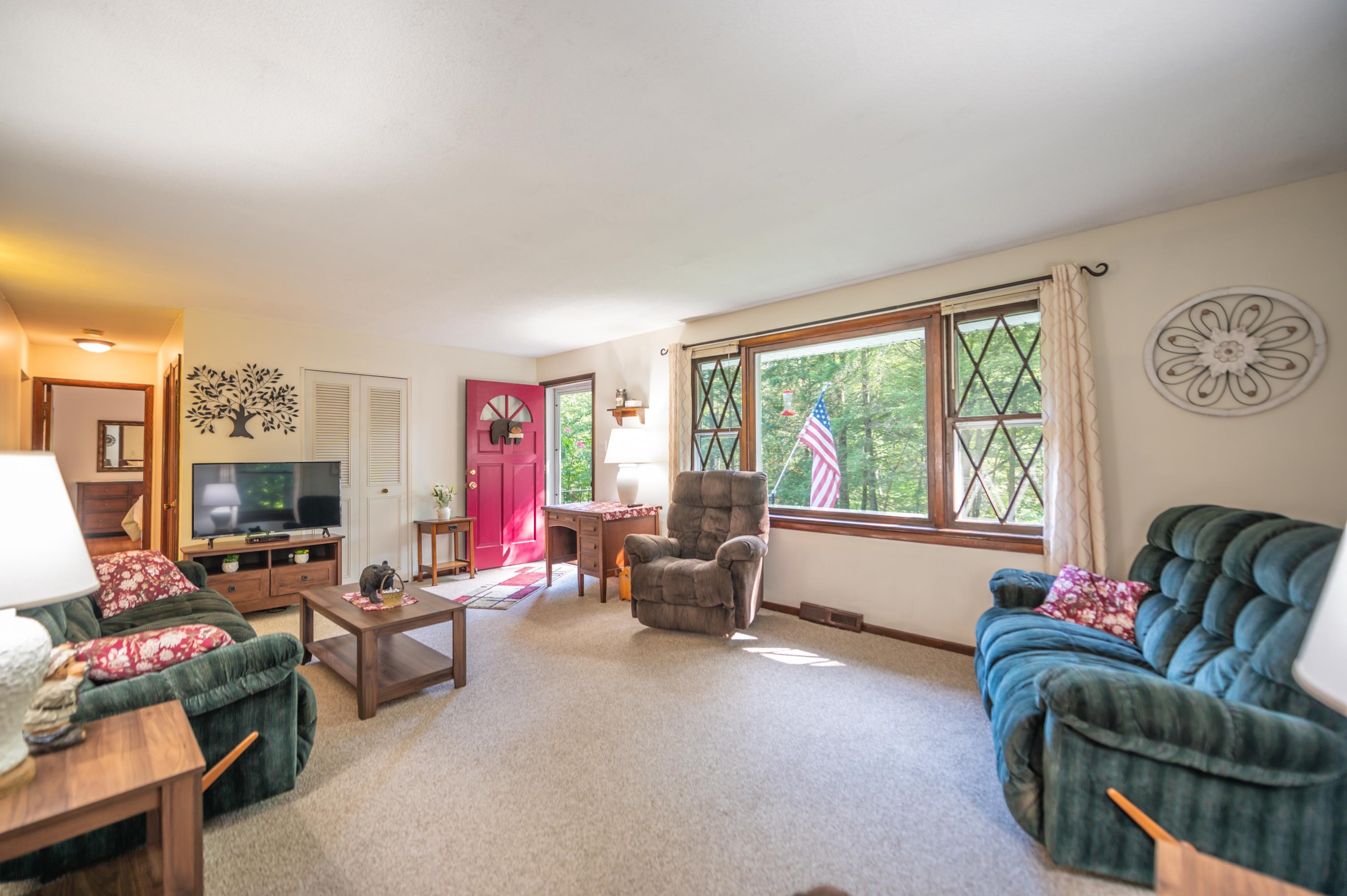 78 Taft Brook Road Dover, VT 05341 - Photo 4 of 26