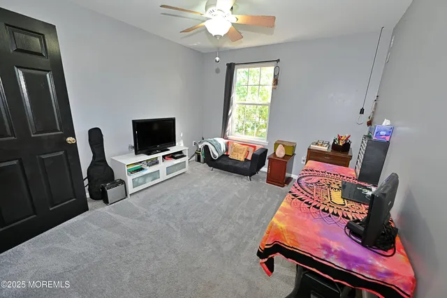 $340,000 | 21 Schooner Court, Little Egg Harbor, NJ 08087