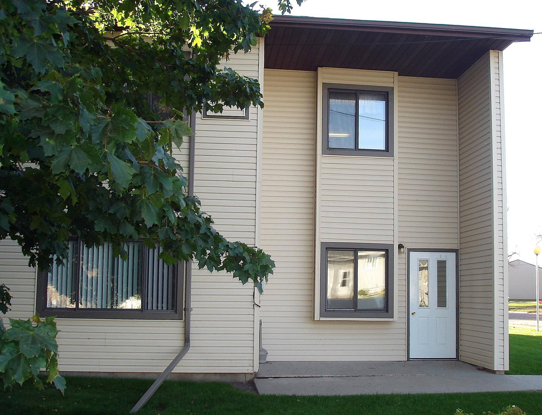 401 Oak Street, Unit 8 Ellsworth, MN 56129 - Photo 10 of 10