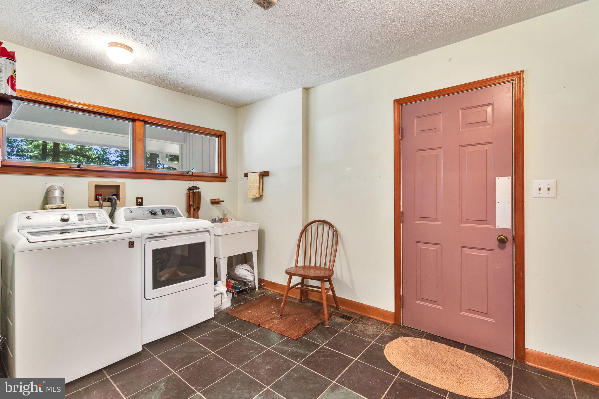621 Harbor Drive Reedville, VA 22539 - Photo 41 of 77