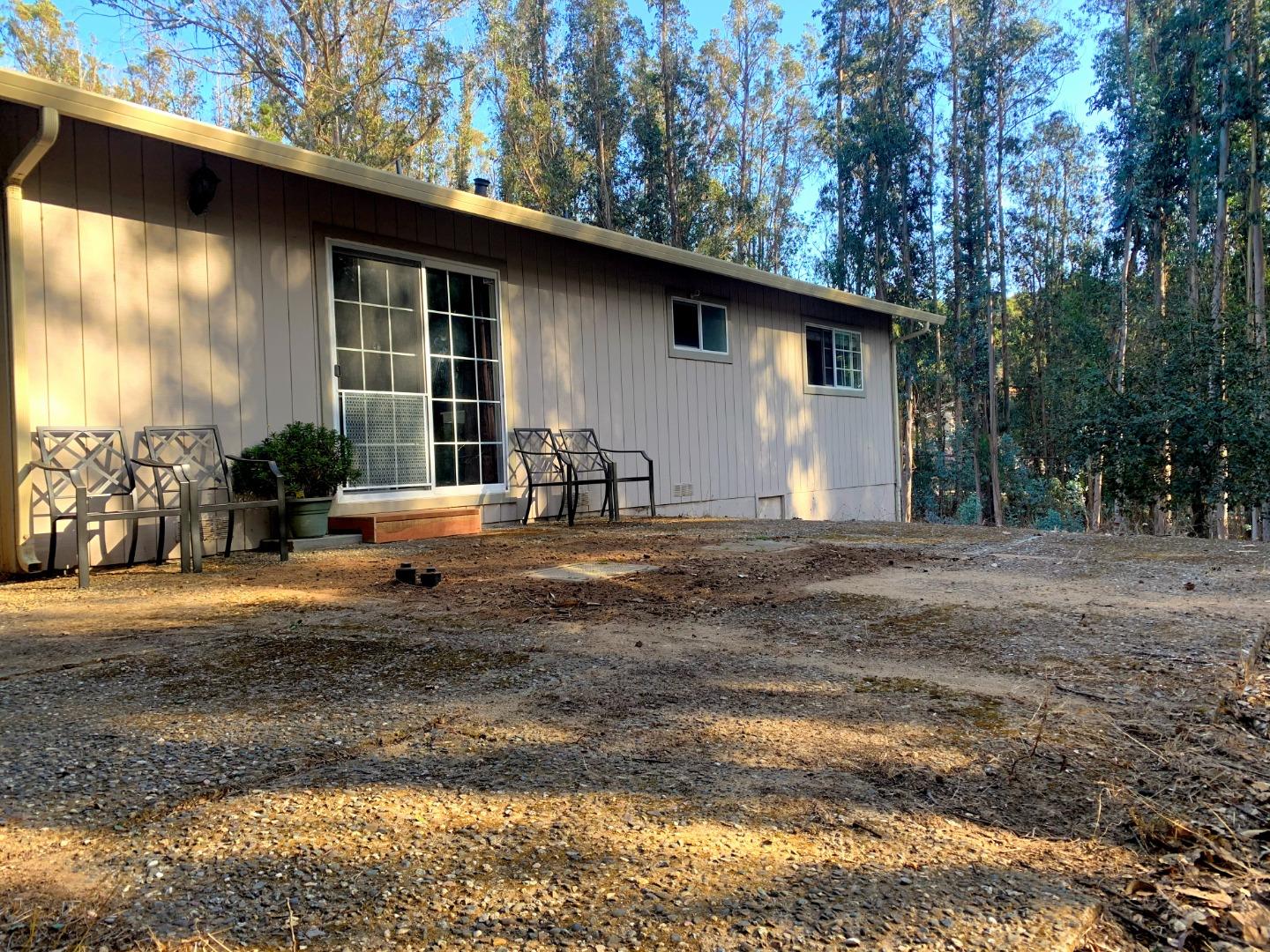 711 Paradise Road Prunedale, CA 93907 - Photo 7 of 24 Gallery Image 7