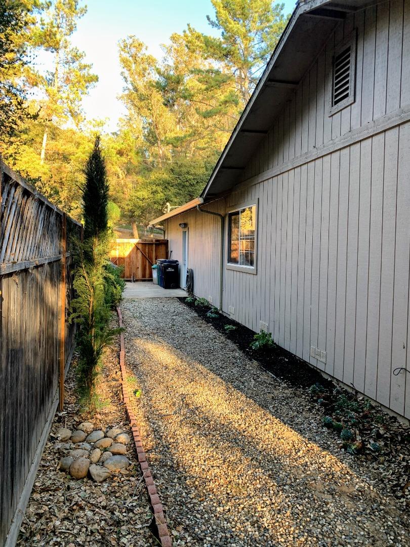 711 Paradise Road Prunedale, CA 93907 - Photo 9 of 24 Gallery Image 9