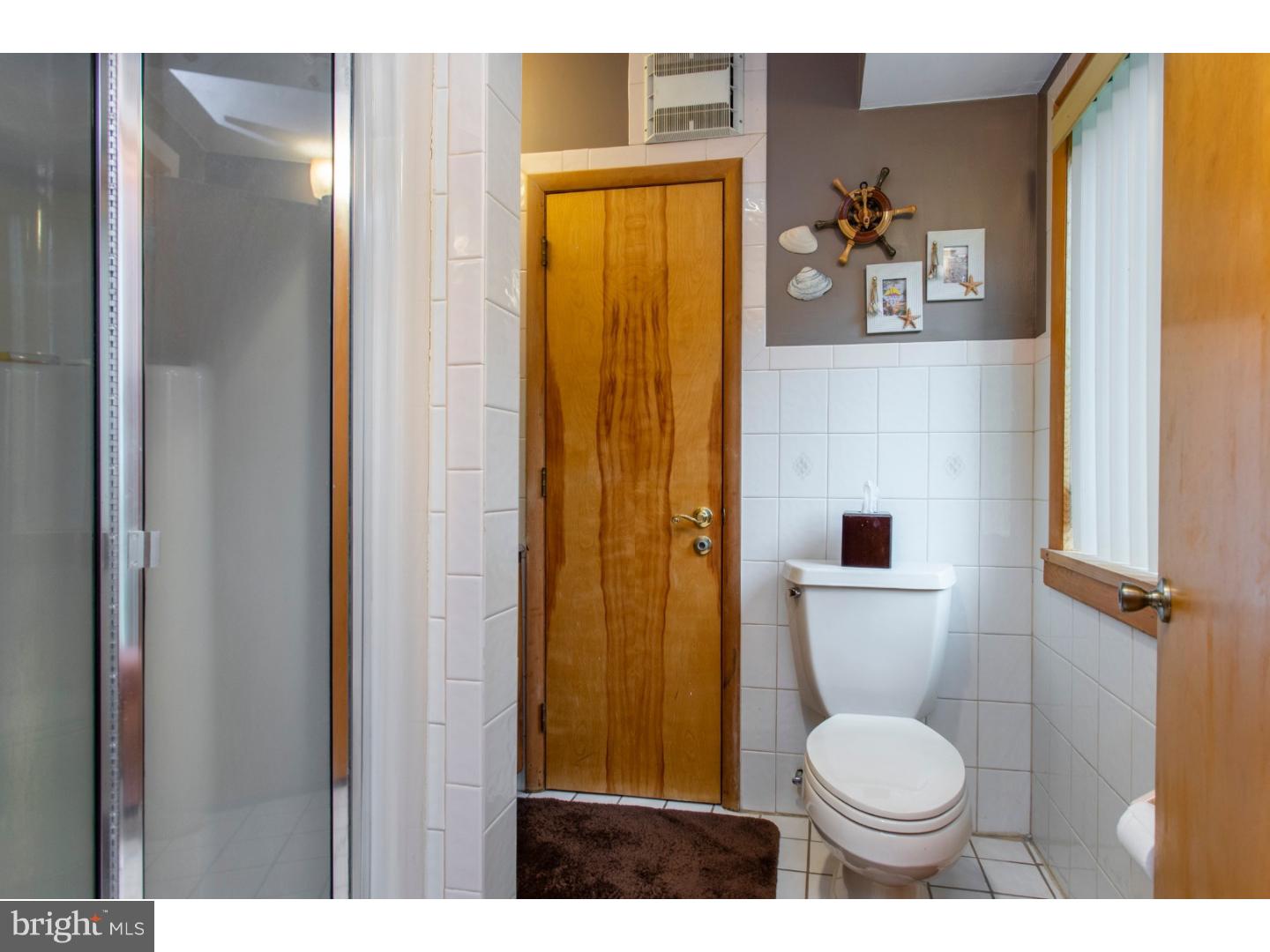 619 Croyden Road Cheltenham, PA 19012 - Photo 13 of 25 Bathroom