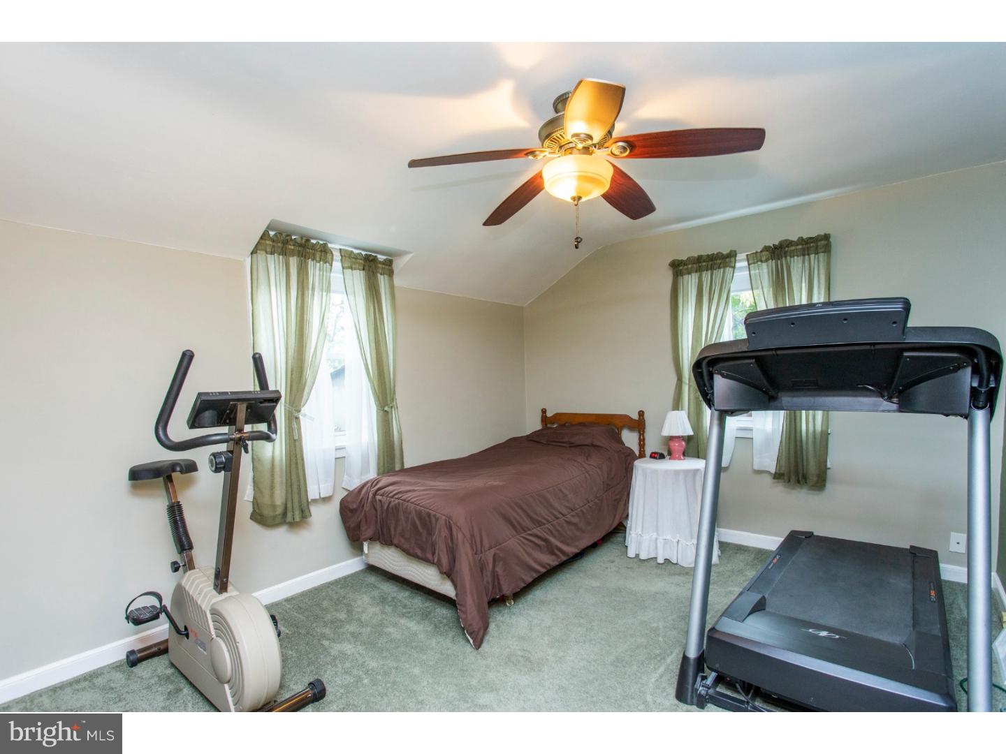 619 Croyden Road Cheltenham, PA 19012 - Photo 20 of 25 Bedroom 3