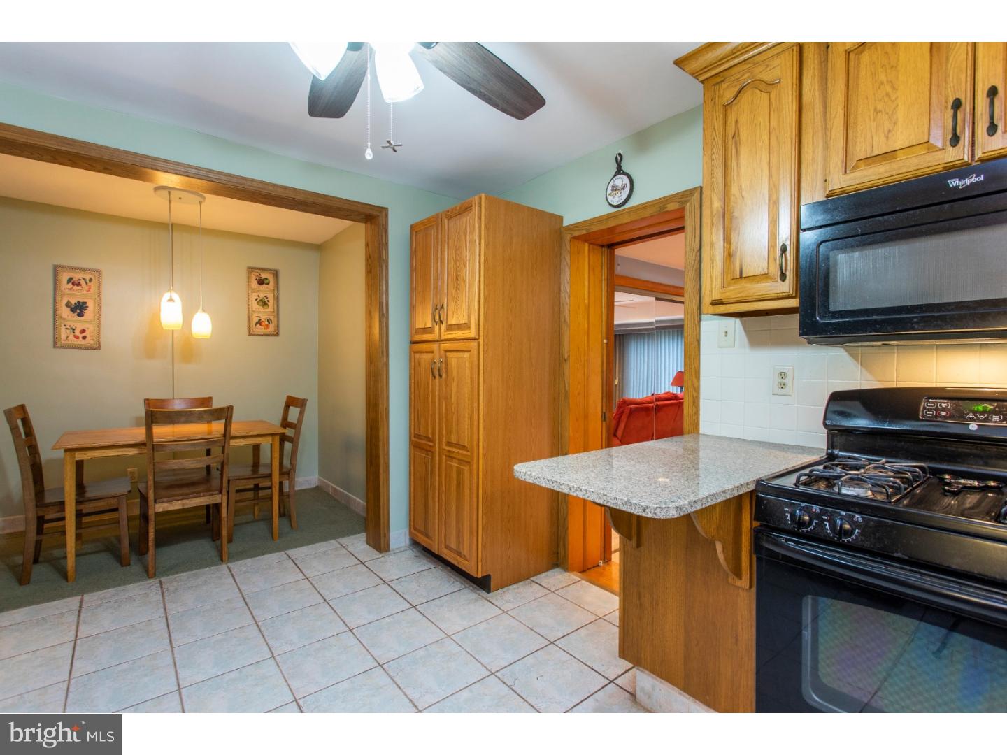619 Croyden Road Cheltenham, PA 19012 - Photo 10 of 25 Kitchen