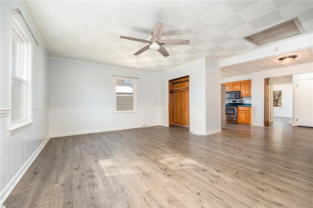 1346 Robbins Road Winston-Salem, NC 27107 - Photo 11 of 26 Gallery Image 11
