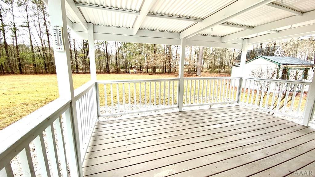 1279 Turnpike Road Elizabeth City, NC 27909 - Photo 4 of 19 Large back deck