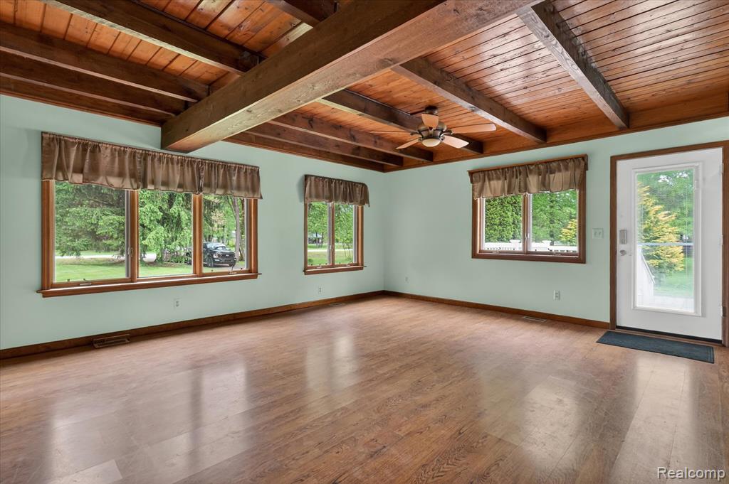 41303 Harris Road Belleville, MI 48111 - Photo 12 of 49