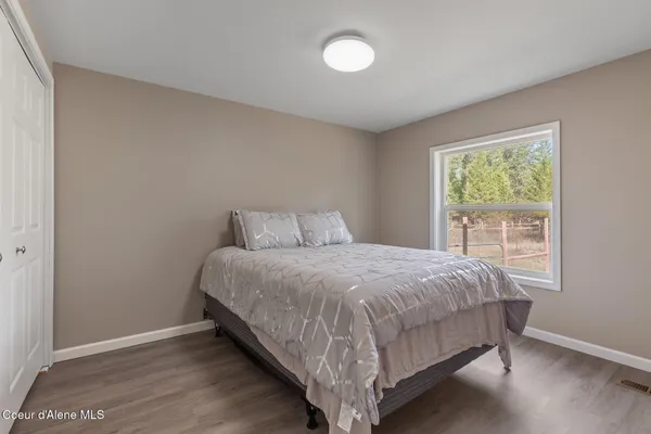 $588,700 | 33 Torrens Trail, Spirit Lake, ID 83869