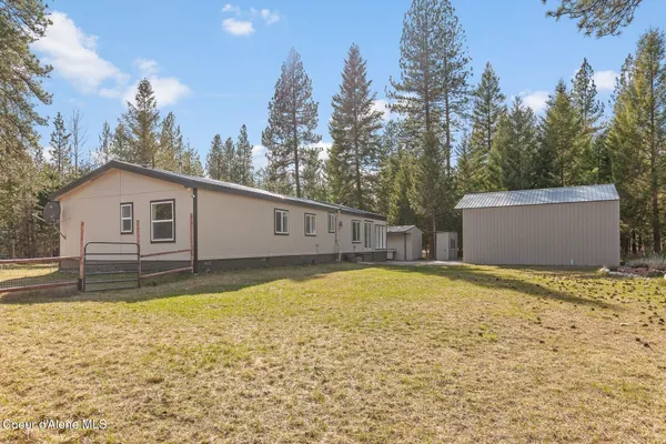 $588,700 | 33 Torrens Trail, Spirit Lake, ID 83869