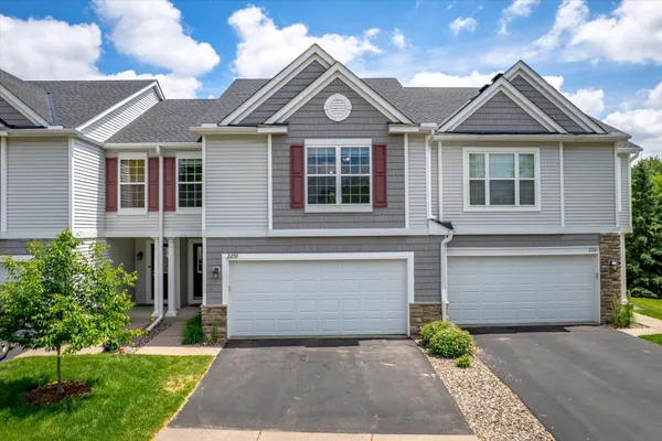 $315,000 | 2259 St Johns Place, Woodbury, MN 55129