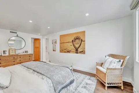 $3,195,000 | 202 Coast Boulevard, Unit 8, La Jolla, CA 92037