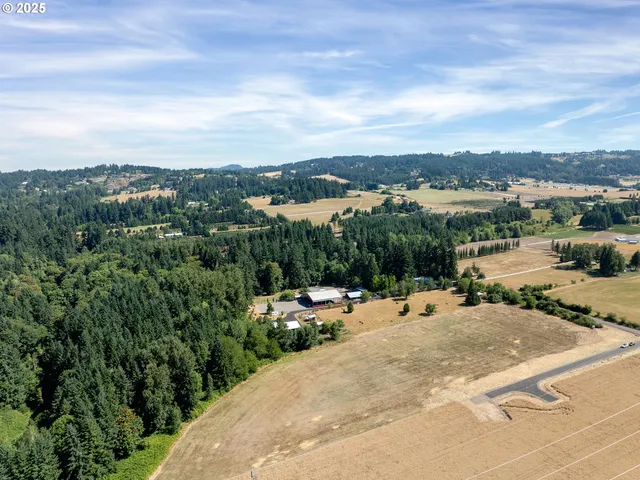 $1,895,000 | 4577 Southwest Monarch Lane, Wilsonville, OR 97070