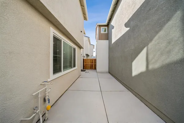 $590,000 | 14545 Southpointe Drive, Unit 57, Folsom, CA 95630