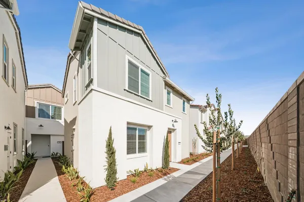 $590,000 | 14545 Southpointe Drive, Unit 57, Folsom, CA 95630