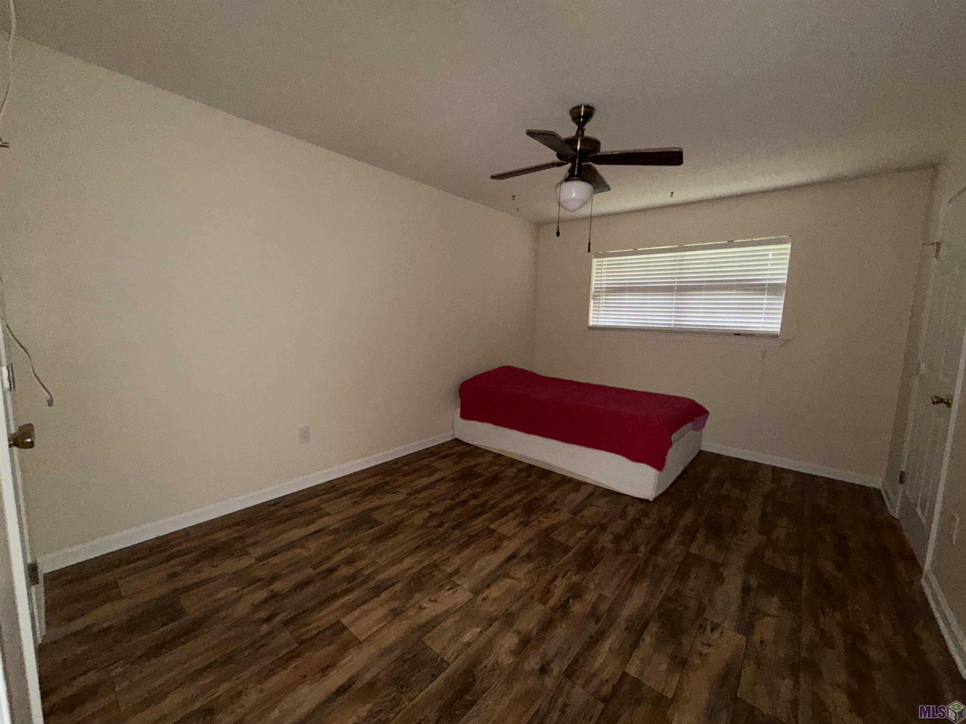7436 Director Drive Baton Rouge, LA 70817 - Photo 8 of 12