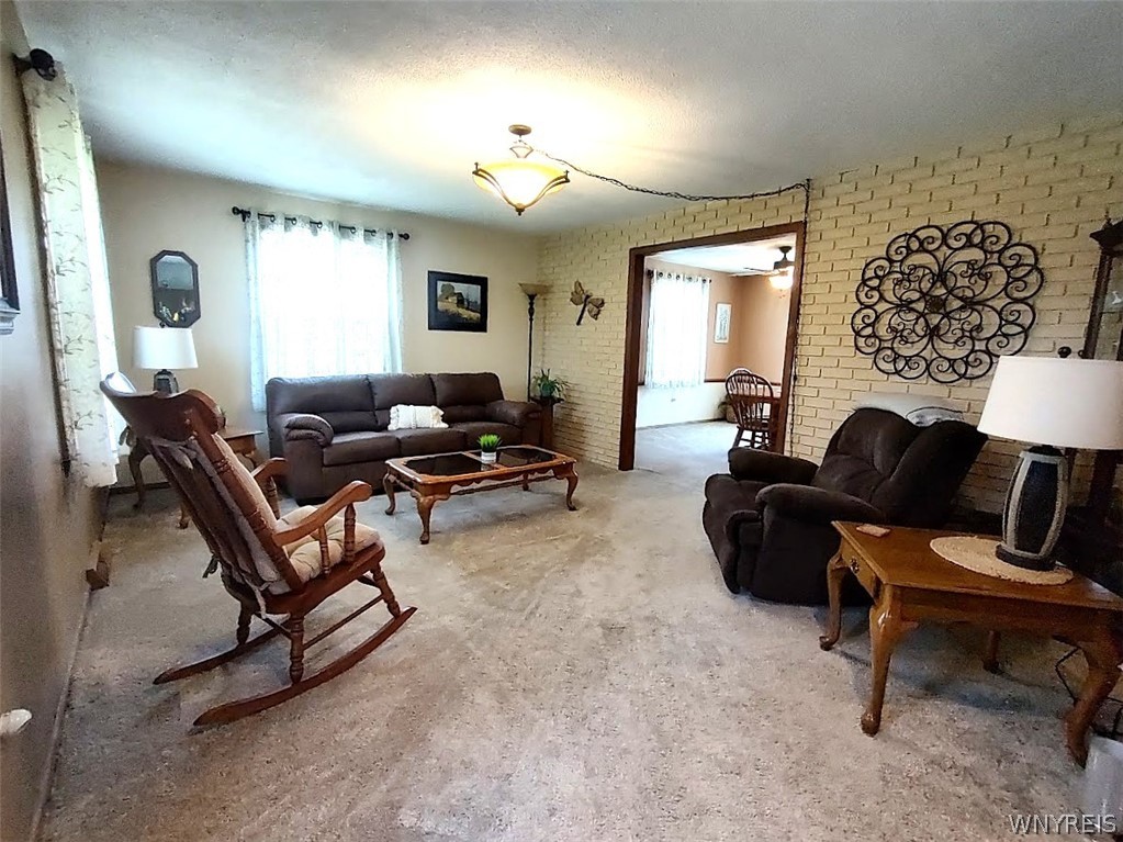 6275 Eckhardt Road Hamburg, NY 14085 - Photo 2 of 47