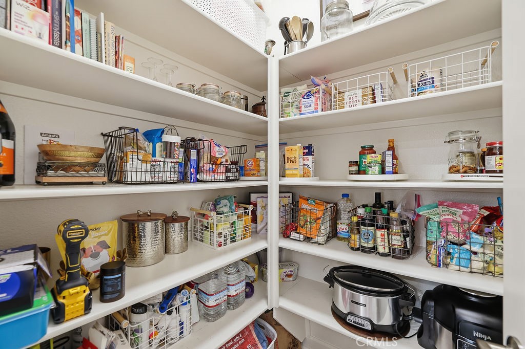 1616 Range Road Oxnard, CA 93036 - Photo 18 of 70 Good Size Pantry