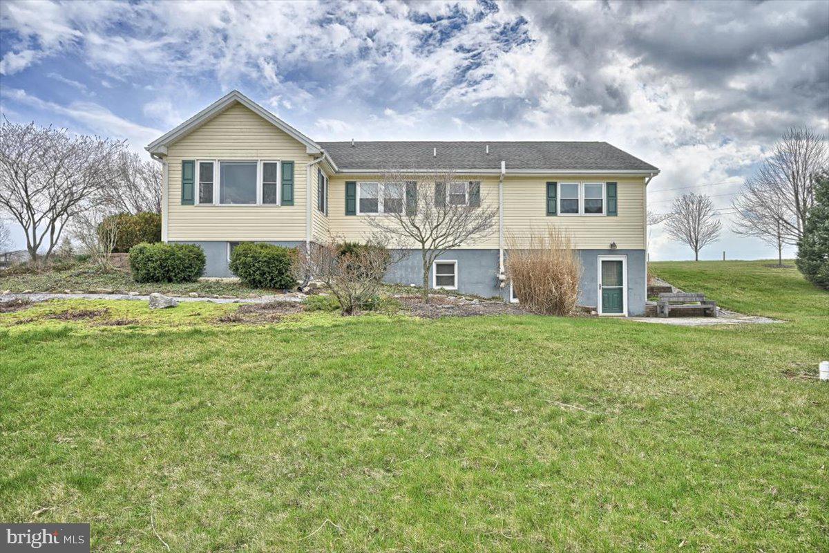673 North Middle Road Newville, PA 17241 - Photo 9 of 36