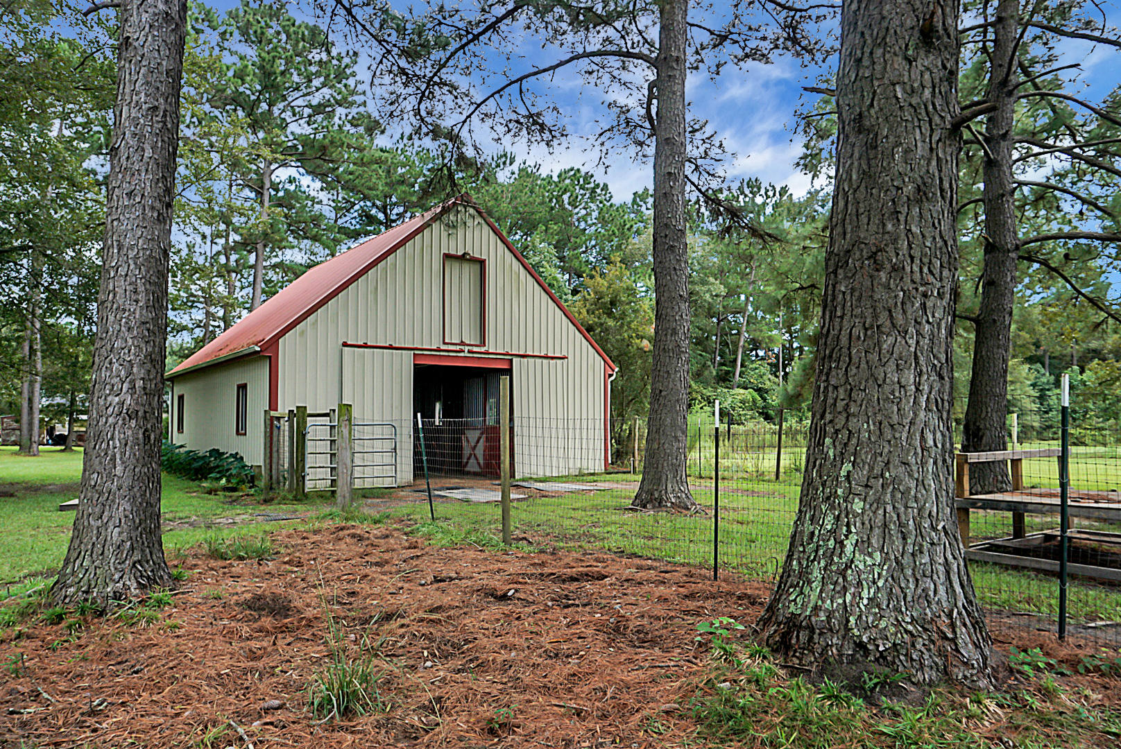 112 State Rd S-8-1099 Bonneau, SC 29431 - Photo 35 of 49 DSC05621