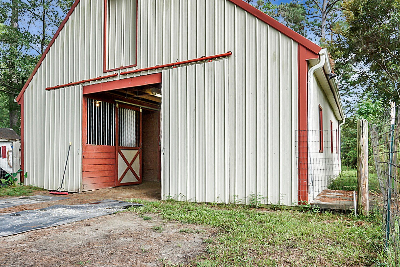 112 State Rd S-8-1099 Bonneau, SC 29431 - Photo 38 of 49 DSC05753