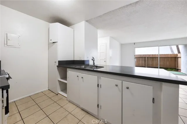 $470,000 | 2521 West Sunflower Avenue, Unit R1, Santa Ana, CA 92704