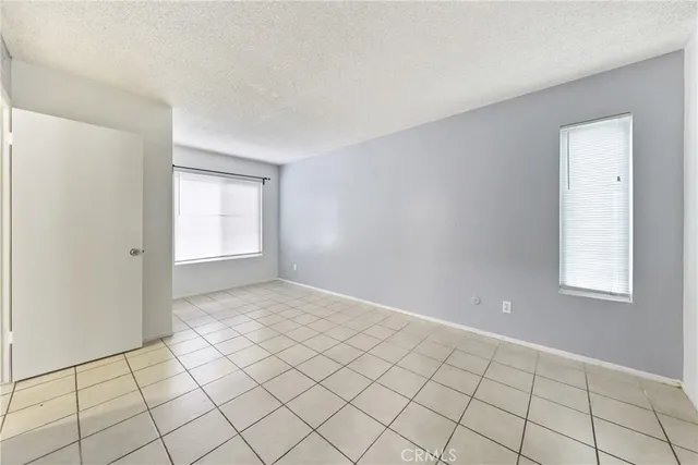 $470,000 | 2521 West Sunflower Avenue, Unit R1, Santa Ana, CA 92704